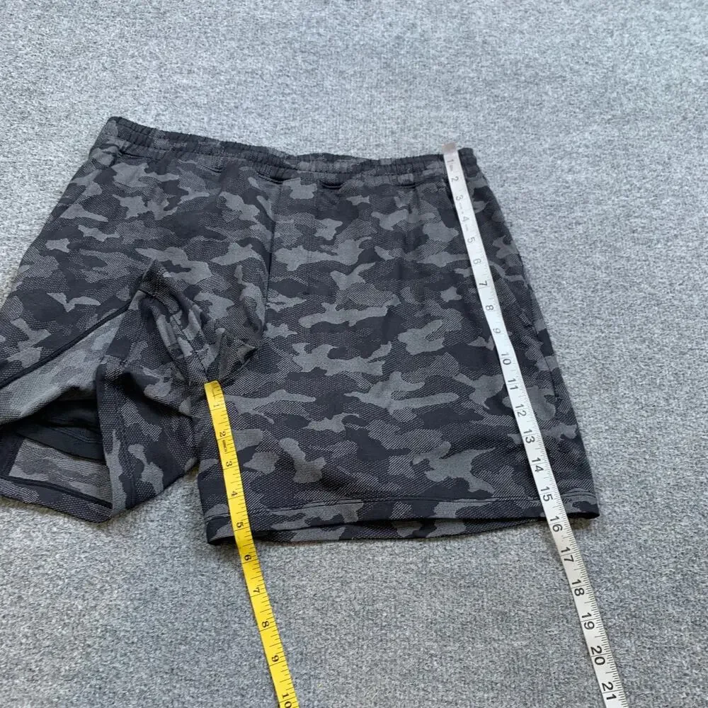 Lululemon Shorts Men L Large Gray Camo Pace Breaker Inner Lined Running Training